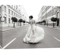 Leinwandbild Fashion - Walking Down a Road - 70x50 cm