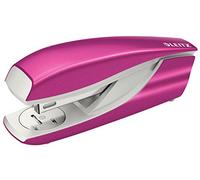 Leitz Agrafeuse de bureau, 30 feuilles, Métal, Ergonomique, Agrafes incluses, Rose métallisé, WOW, 55021023