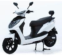 Leo50 Evo - Scooter électrique 50cc - moteur 2500 W - 2 batteries 60V 30Ah, blanc