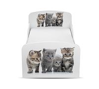 Leomark Moderne Lit d'enfant Toddler avec Matelas Couleur Blanc Motif: Famille de Chats Chambre pour Les Enfants Meubles pour Enfants Confortable Fonctionnel Lit Simple Zone de Couchage 70/140 cm