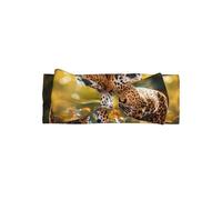 Léopard debout dans un arbre. Serre-tête à nœud à motifs, accessoire pour cheveux de bébé, adapté pour les bébés âgés de 0 à 6 mois ou à porter au quotidien