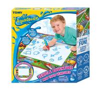 AquaDoodle Tomy - Tapis Véhicules E73268, Tapis de Dessin à Eau, Coloriage Géant, Tapis d'Éveil et Educatif avec Stylo, Adapté aux Enfants dès 18 Mois, Multicolore