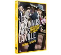 Les inconnus dans la ville E