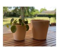LES POTERIES D'ALBI-Pot coloris beige en terre émaillée Odyssée - diamètre 23 cm