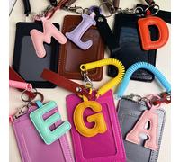 Lettre anglaise S dans des combinaisons de couleurs Dopamine qui conviennent aux cartes de repas, cartes de campus, cartes de bus, cartes de tram et clés de voiture. Porte-cartes Portefeuille Porte-ca