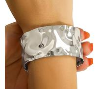 LfrXtra Bracelet punk en métal avec encoche géométrique en V et surfaces martelées pour une mode alternative