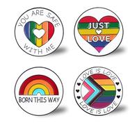LGBTQ Pride Lot de 4 épingles en émail arc-en-ciel Love Is Love pour vestes, sacs, chemises - Épingles alliées de l'égalité avec Just Love Born This Way Safe With Me Designs pour cadeau du mois de la