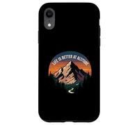 Life is Better at Altitude Mountain Hiking Nature Coque pour iPhone XR