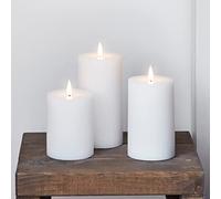 Lights4fun TruGlow® Lot de 3 bougies piliers LED sans flamme en cire côtelée avec télécommande Blanc