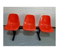 LIKANGLONGJU Banc de Salle D'attente, Banquette pour Trois Personnes, Structure en Fer et Siège en Plastique, Résistante à la Rouille et à l'usure(Orange)