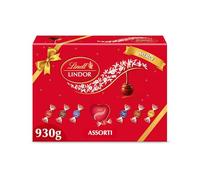 Lindt Boîte LINDOR Assortiment Chocolat Lait Noir 45% Blanc Coffret 930g | 68 chocolats • Chocolat Lait, Noir, Blanc • 45% cacao • Fondant • Noisettes • À partager • Cœur fondant.