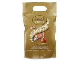Lindt - Sachet Grand format LINDOR - Assortiment de Chocolats au Lait, Noir 60%, Blanc et Lait-Noisettes - Cœur Fondant, 1kg