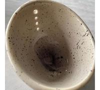 Linnkyfloa Pottery Bol à herbes en résine avec différentes tailles de trous pour éplucher les herbes sans effort et nettoyage du rinçage (blanc et jaune)