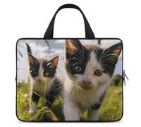 Little Cat on The Grass Housse pour ordinateur portable de 12 pouces ultra fine et imperméable avec dragonne