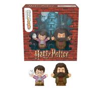 Little People COLLECTOR Harry Potter Coffret Chemin de Traverse | Figurines collector Harry Potter avec Hedwige et Rubeus Hagrid, en coffret d'exposition pour les fans, JLB19