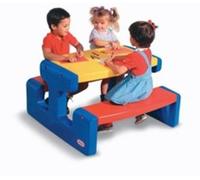 Little Tikes Outdoor Large Picnic Table - Primary (6 P.)