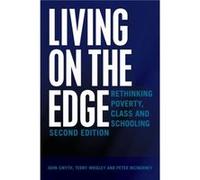 Living on the Edge by Peter McInerney Inconnu (Auteur)