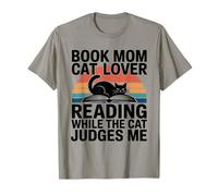 Livre Mom Cat Lover Reading While The Cat Judges Me T-Shirt