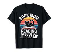 Livre Mom Cat Lover Reading While The Cat Judges Me T-Shirt