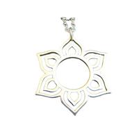 LKBEADS Collier fleur de lotus en argent sterling 925, pendentif soleil yoga de 2,8 cm, bijou oriental zen yogi, simple et bohème. Cadeau pour elle | avec chaîne de 45 cm | Plaqué argent | L_PN_0484