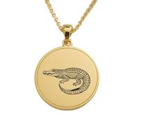 LKBEADS Collier pendentif en argent sterling 925 plaqué or avec pendentif gravé d'un crocodile et chaîne maille forçat de 45 cm (18 pouces). Bijou fait main pour homme et femme | LKD_EGP_00881