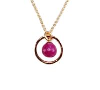 LKBEADS Pendentif rond facetté en rubis naturel rose de 9 mm, collier rond en argent sterling 925 avec chaîne câble de 45 cm, amour, passion, énergie, force, vitalité, cadeau pour femme &|gmpd_0529