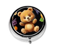 LLKGOT Little Bear Who Loves Eating Fruit Picture Mini pilulier rond avec 3 compartiments pour le rangement des pilules et le voyage portable