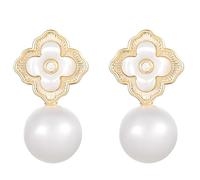 Lllunimon Boucles d'oreilles en perles pour femmes, pendentif trèfle à quatre feuilles, suspendues plaquées or 14K, bijoux quotidiens élégants et exquis, cadeau pour petite amie/sœurs