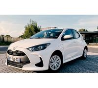 Location d une voiture citadine hybride du lundi au vendredi (5 jours)