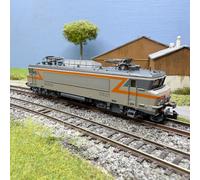 Locomotive électrique BB 7290 «nez cassé», tampons rouges Talgo, SNCF, Ep. IV -
