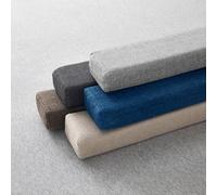 Long oreiller pour combler l'espace entre le lit et le mur. Rallonge de matelas confortable pour un sommeil confortable. Accessoire idéal pour une chambre bien rangée