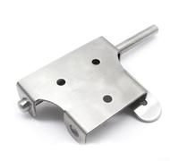 Loquet à boulon en acier inoxydable de qualité commerciale avec moraillon fixe et configuration d'agrafe pour une performance de verrouillage constante sur plusieurs surfaces