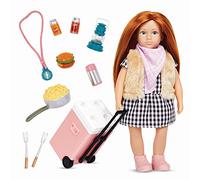 Lori Le Camp de Jessa, Mini-poupée avec Accessoires de Camping | Comprend 18 pièces au total : poupée de 15 cm, tenue, glacière, lanterne, carte, boussole et repas, 3 ans et +