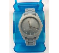 Lorus Unisexe Bleu Caoutchouc Sangle SPORTS 100 MT Imperméable Montre RG237SX-9