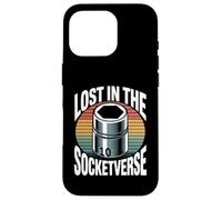 Lost in The Socketverse Prise de Courant 10 mm Coque pour iPhone 16 Pro