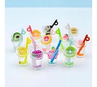 Lot de 10 gobelets miniatures pour maison de poupée - Tasse en verre et bouteilles de fruits - Thème loisirs d'été - 2,7 x 1,3 cm