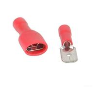 Lot de 100 cosses à sertir femelles et mâles rouges isolées pour connexion électrique dans des environnements de vibrations difficiles