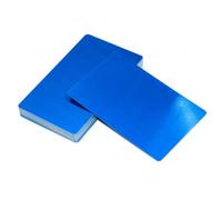 Lot de 100 feuilles métalliques en alliage d'aluminium anodisé couleur - Plaques plates et fines de 8,6 x 5,3 cm, 0,5 mm/0,2 mm de largeur, for travaux manuels et gravure(Blue,0.5mm)