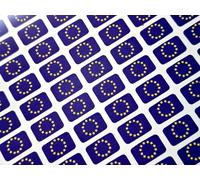Lot de 110 petits autocollants en plastique durable pour drapeau de l'Union européenne 16 x 10 mm