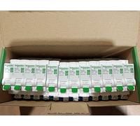 LOT de 12 Disjoncteur Embrochable Schneider Electric 230V 16A 3000A Resi9 XE DM R9EFC616