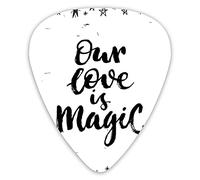 Lot de 12 médiators pour guitare avec boîte fine, cadre imprimé avec citation Our Love Is Magic entouré d'un graphique romantique en forme d'étoile, coffret cadeau spécial plectres de guitare pour gui