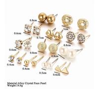 Lot de 12 paires de clous d'oreilles en or en forme de cœur et de triangle avec zircon, parfaits pour un usage quotidien.