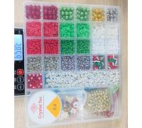 Lot de 2 753 perles de Noël, 28 perles de Noël différentes, pour bracelets, avec 160 perles en forme de lettres dorées et différents pendentifs, kit de fabrication de bijoux pour anniversaires et