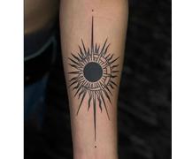 Lot De 2 Autocollants De Tatouage Temporaire À Base De Plantes Pour Les Vacances, Lune, Soleil, Totem, Jus, Femmes Et Hommes, Semi-Permanents, Non Réfléchissants, Imperméables, Durée De 2 Semaines