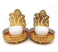 Lot de 2 bougeoirs traditionnels Diya en métal pour bougies chauffe-plat Motif Dieu porte-bonheur Ganesha avec 2 bougies chauffe-plat de 8 h, décoration spirituelle, cadeau de mariage Diwali Inde
