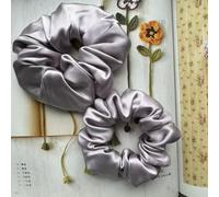 Lot de 2 chouchous en soie pour cheveux, 100 % pure soie de mûrier, 30 mommes, avec bande élastique en soie, pour femmes et filles, cadeau (racine de lotus, violet)