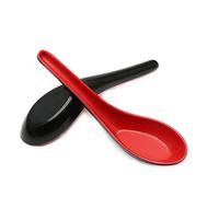 Lot de 2 cuillères à soupe asiatiques, cuillères chinoises japonaises miso ramen wonton boulette pho riz, nouilles soba, cuillères en mélamine rouge et noire