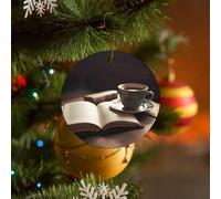 Lot de 2 décorations de sapin de Noël en forme de tasse à côté du livre en céramique à suspendre pour sapin de Noël 2024 pour fête de famille