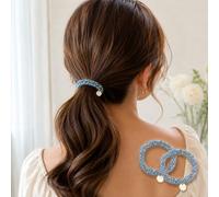 Lot de 2 élastiques à cheveux avec perles à facettes pour queues de cheval | Deux élastiques bleus pour queue de cheval sont densément enveloppés de perles à facettes et finis avec une petite étiquette