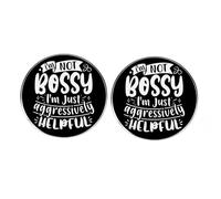 Lot de 2 épingles à boutons rondes avec inscription « I'm Not Bossy I'm Just Aggressively Helpful » - Avec phrase anglaise humoristique et amusante - Badges en alliage métallique pour homme et femme